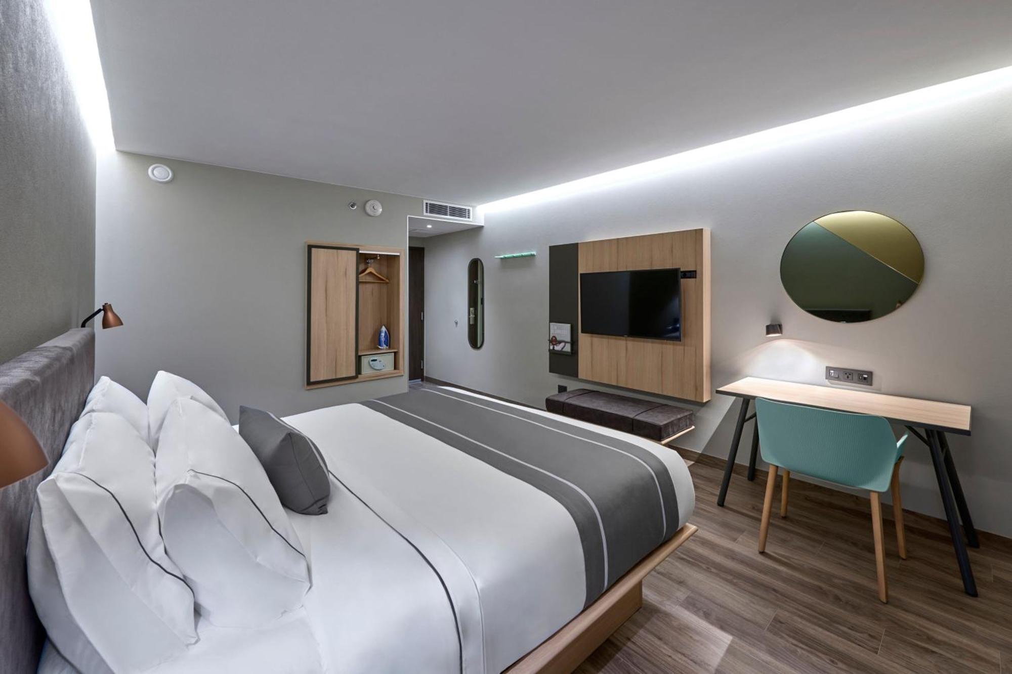 City Express Plus By Marriott Ensenada Buitenkant foto