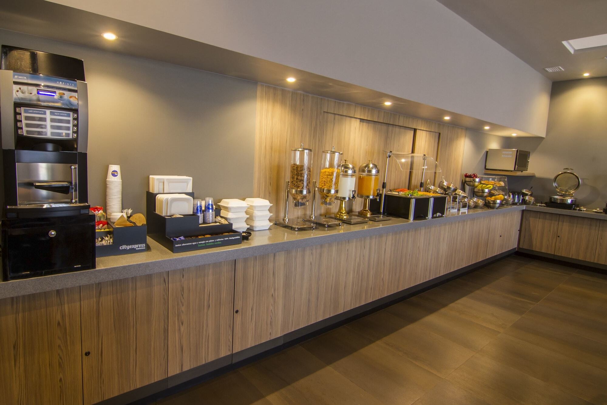 City Express Plus By Marriott Ensenada Buitenkant foto